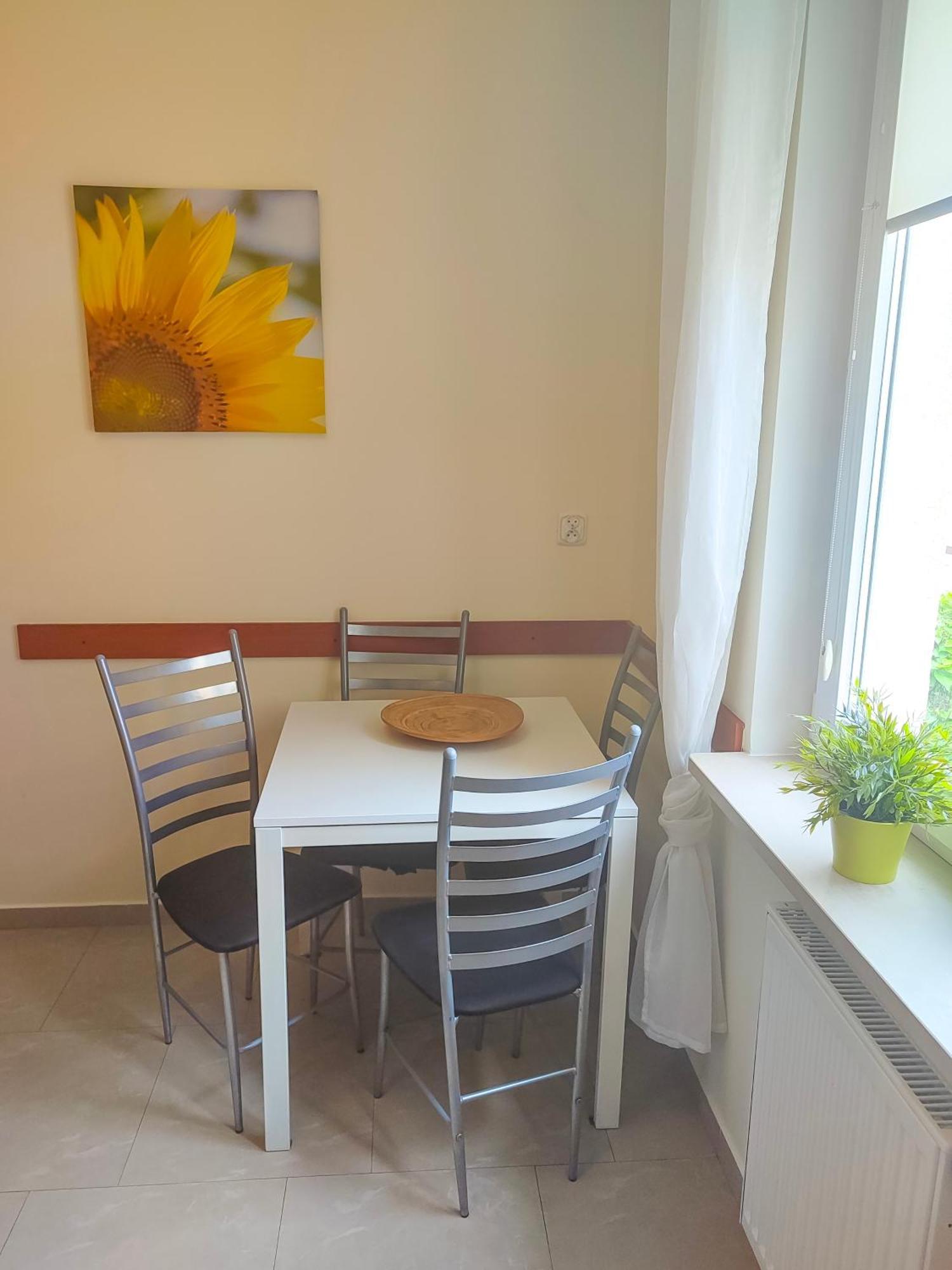 Prywatny Parking Apartament Zacisze By Rentoom Stary Toruń المظهر الخارجي الصورة