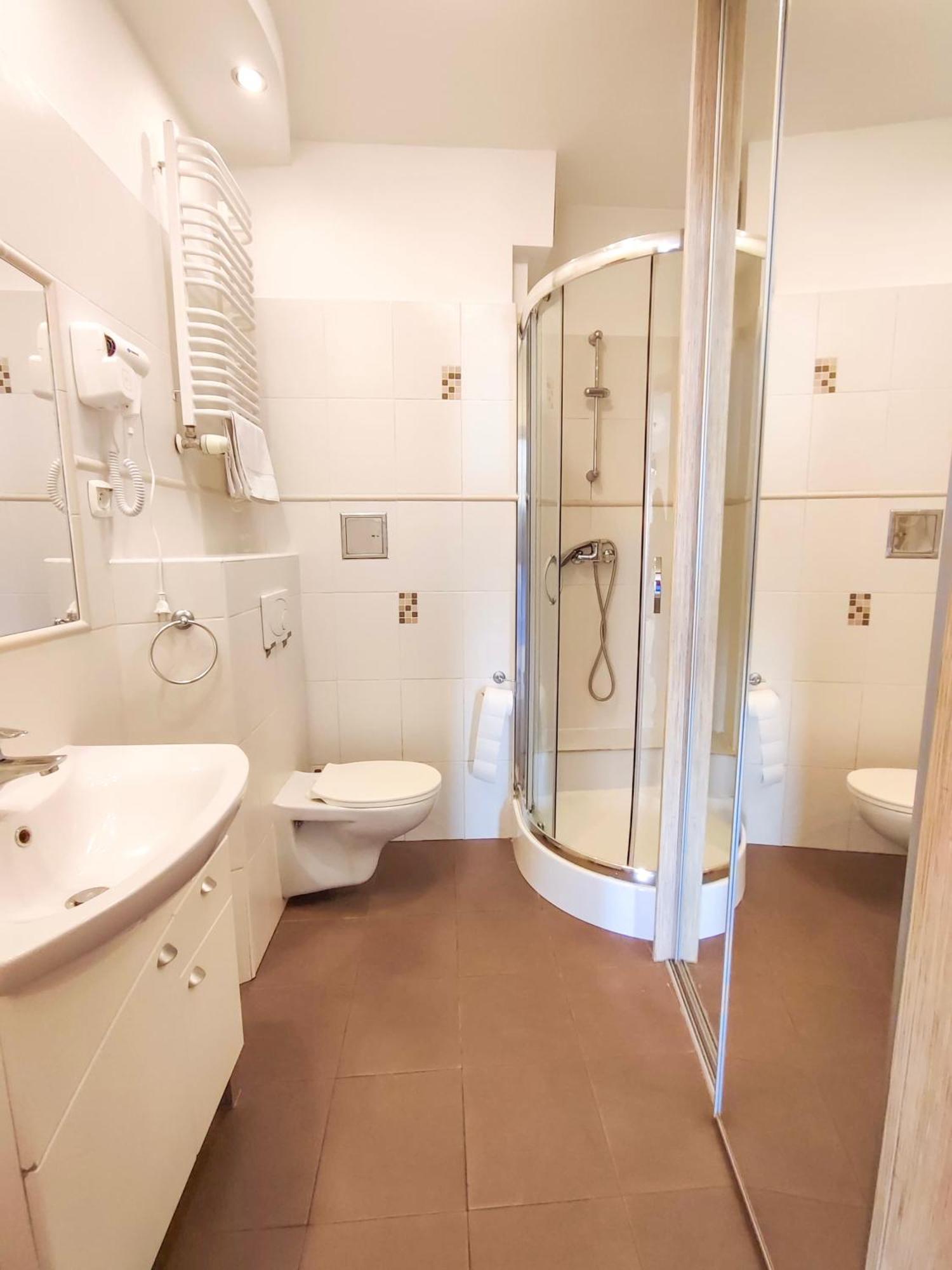 Prywatny Parking Apartament Zacisze By Rentoom Stary Toruń المظهر الخارجي الصورة