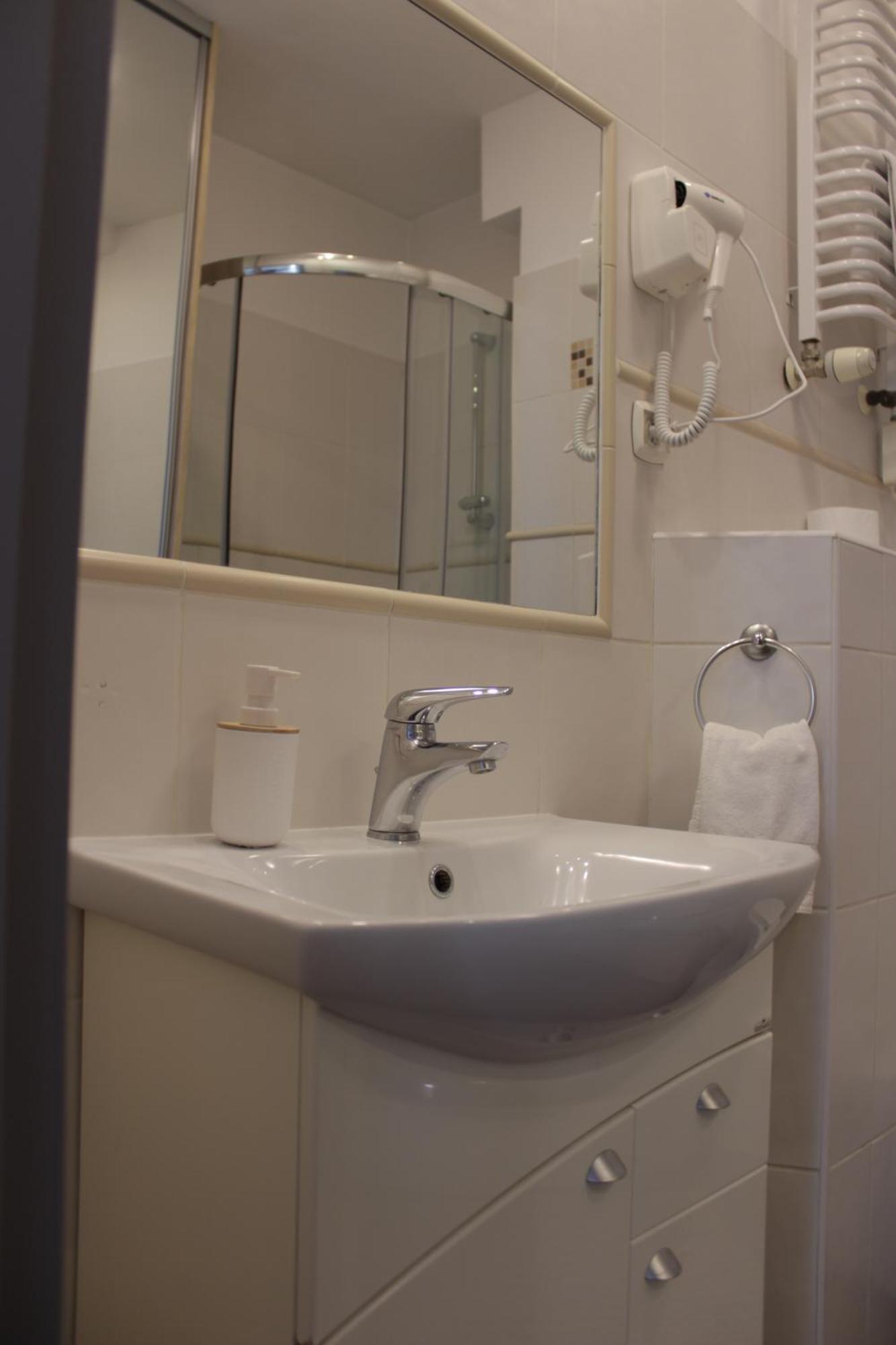 Prywatny Parking Apartament Zacisze By Rentoom Stary Toruń المظهر الخارجي الصورة